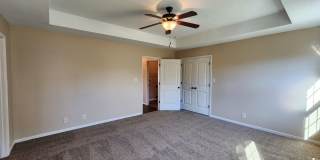 $1650 - 3 Bedroom 2 Bath Ranch Home Gallery 11