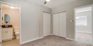2419 W Carmen St Gallery 28