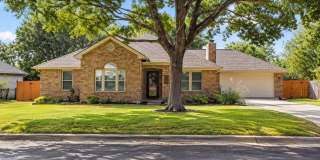 Stunning Single-Story Remodel with Backyard Retreat-18 MONTH LEASE Gallery 1