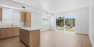 10053 Amestoy Avenue Gallery 6