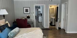 2819 26th Street Gallery 3