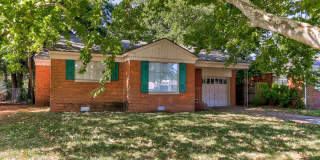 Charming 2-Bedroom Home with Spacious Backyard & Great Location Gallery 35