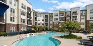 400 Belmont Gallery 20