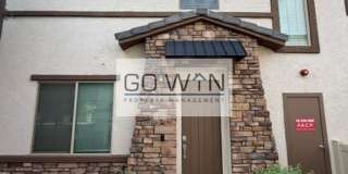 3 Bedrooms/ 2.5 Bathroom Gallery 1