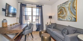 Woodmont West Gallery 20