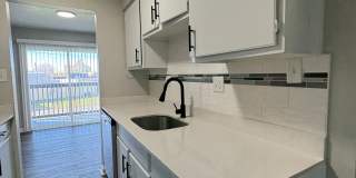 Remington On Rockville Living Gallery 51