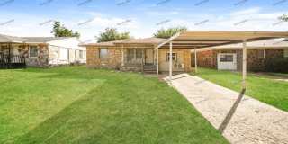 302 East Coe Drive Gallery 1