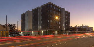 4252 Whittier Boulevard Gallery 9