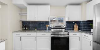 For Rent – Renovated 3 Bedroom Bungalow in Englewood Gallery 4