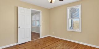 91 Jewett Street Gallery 14