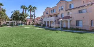 River Ranch Townhomes Gallery 11