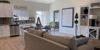 Brand new apt home in NE near city in the hills Gallery 12
