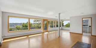 Spacious 4 Bed 2.5 Bath Home with Panoramic Views in Magnolia Gallery 7