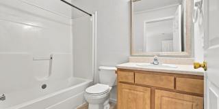 Cedar Street Apartments Gallery 74