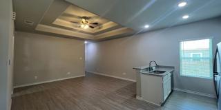 Elegant Home in Seguin! Gallery 5