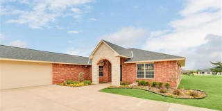 640 SW Dani Ann Ln Gallery 1