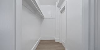 1130 LARKIN Apartments Gallery 4