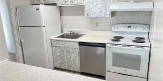 2352 HUNTINGTON GREEN COURT Gallery 4