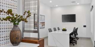 Refinery at Pointe17 Gallery 29