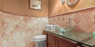 1007 N CALVERT ST Gallery 35