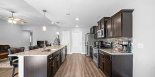 3 Bedroom 3 Bath Home with Bonus Room For Rent! Gallery 12