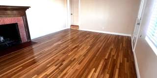 Single Family. 3-bed Home - Desireable Neighborhood! Gallery 11