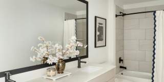 The Moraine Gallery 31