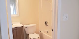 Nice 1 Bed/ 1 Bath in  Gated Community with Lakes/Ponds! Gallery 10