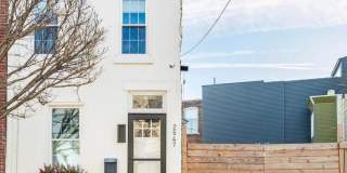 2547 COLLINS Street Gallery 1