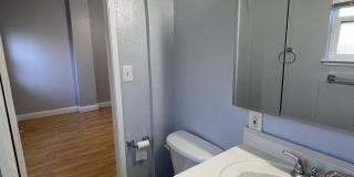 1705 Linden St Gallery 20
