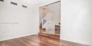 1024 Northeast 207th Terrace Gallery 8