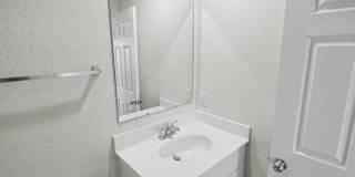 Open-Concept 3BR + Game Room Near Fort Sam & Randolph - Realtor Commission: $500 Gallery 33