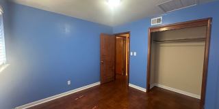 3 bed, 1 bath, 1 car garage Gallery 60