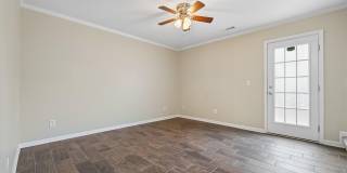 278 S Raleigh Street Gallery 4