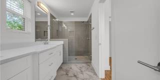 183 Cleveland Gallery 21