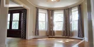 Renovated. Now with 'metal-object' in living room Renovated. Now with 'metal-object' in living room Gallery 3