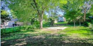 1335 N Osage St Gallery 7