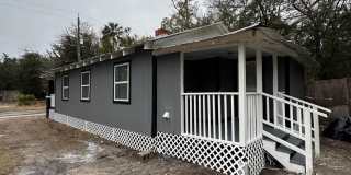 Fully Renovated 3/1 Single Family House Available for Immediate Rent! Gallery 9