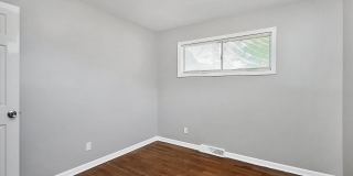 2244 English Drive Gallery 21