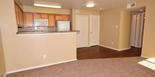 Silver Springs Apartments Gallery 7