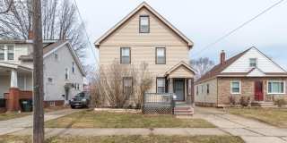 Spacious 5-Bedroom Home with Detached Garage Gallery 1
