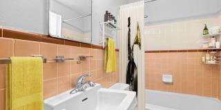 The Bethana Apartments Gallery 6
