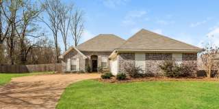 102 Moss Creek Gallery 1