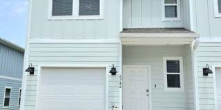 3-Bedroom End Unit Townhome Gallery 1