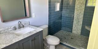 Amazing Three Bedroom Townhome in Southend! Gallery 12