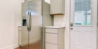 **FULLY REMODELED** (AUGUST 2028) INCREDIBLE LOCATION IU CAMPUS 6 BEDS!!! Gallery 11