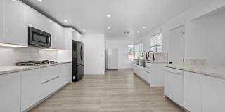Compound walking distance to SDSU! Compound walking distance to SDSU! Gallery 1