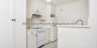 Charming Studio Condo with Garage in Desirable Las Palmas Community Gallery 8