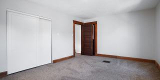 Spacious 3 Bed, 2 Bath in Newark - Move-In Ready Gallery 31