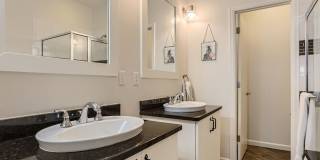 Furnished Townhome in RiNo Gallery 13